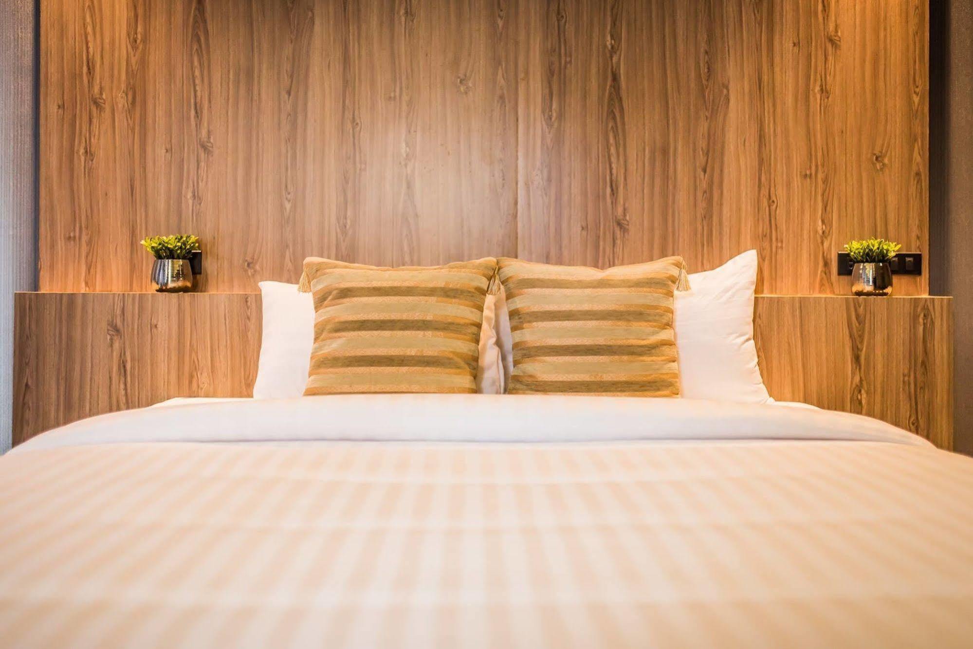 Le Terrarium Bed & Sleep Chiang Rai Hotel Exterior photo